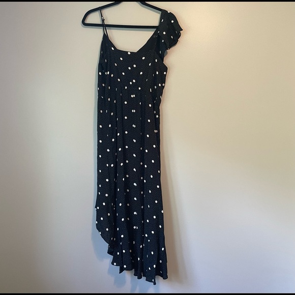 1. STATE Ruffled Hi Lo Dress in Rich Black - Picture 4 of 4